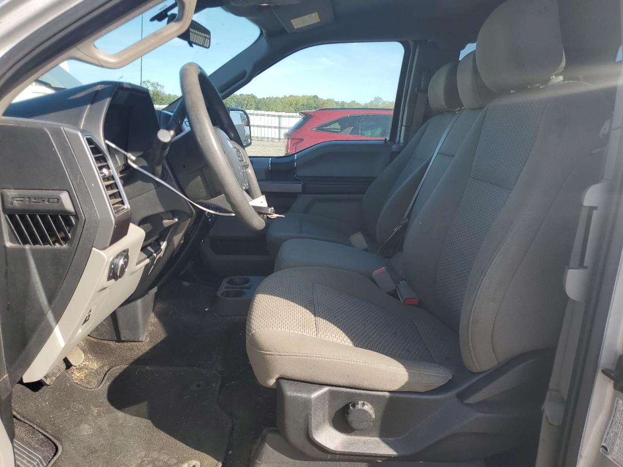 2019 Ford F150 Super Cab VIN: 1FTFX1E52KFA31105 Lot: 84963445