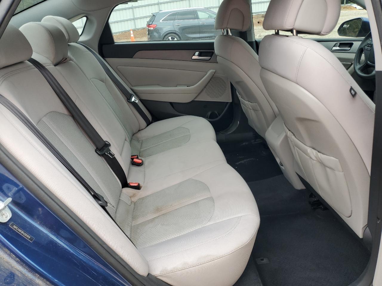 2015 Hyundai Sonata VIN: 5NPE24AF0FH201919 Lot: 82347305