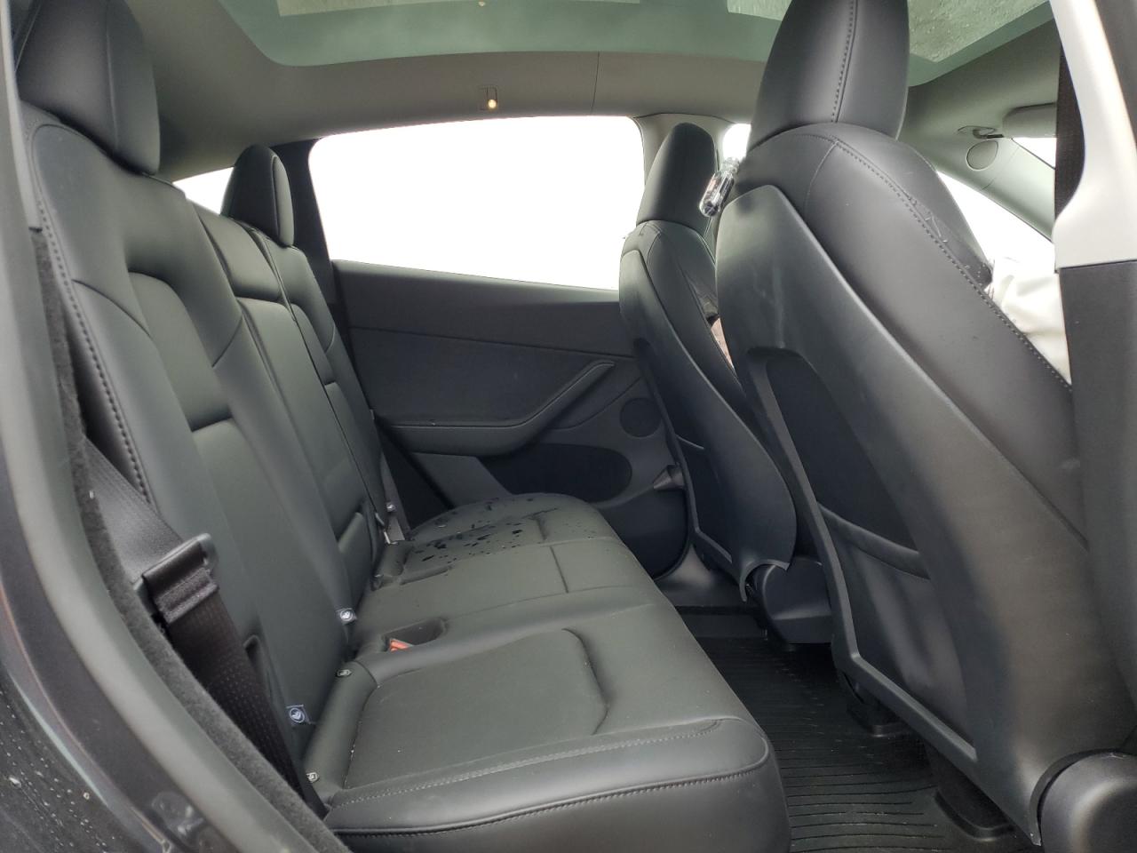 2025 Tesla Model Y VIN: 7SAYGDEF9SA359774 Lot: 89680715