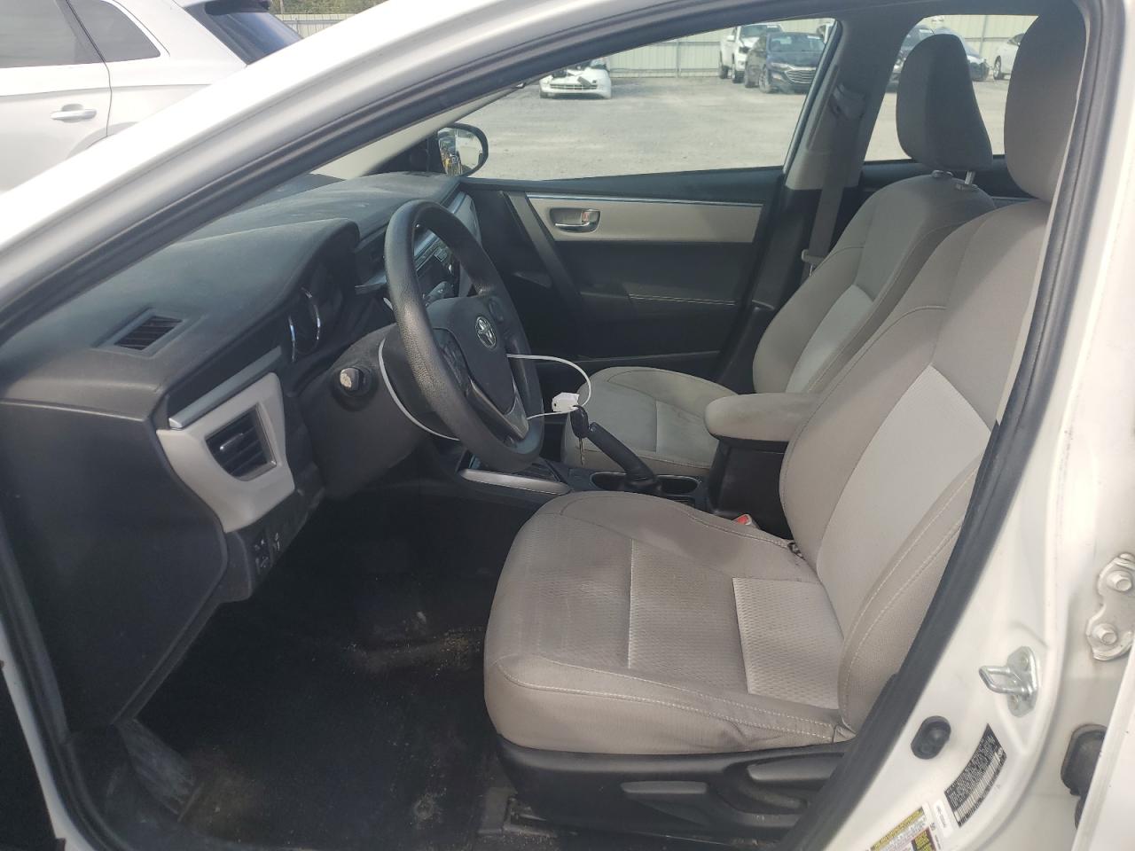 2016 Toyota Corolla L VIN: 5YFBURHE1GP519706 Lot: 84880665