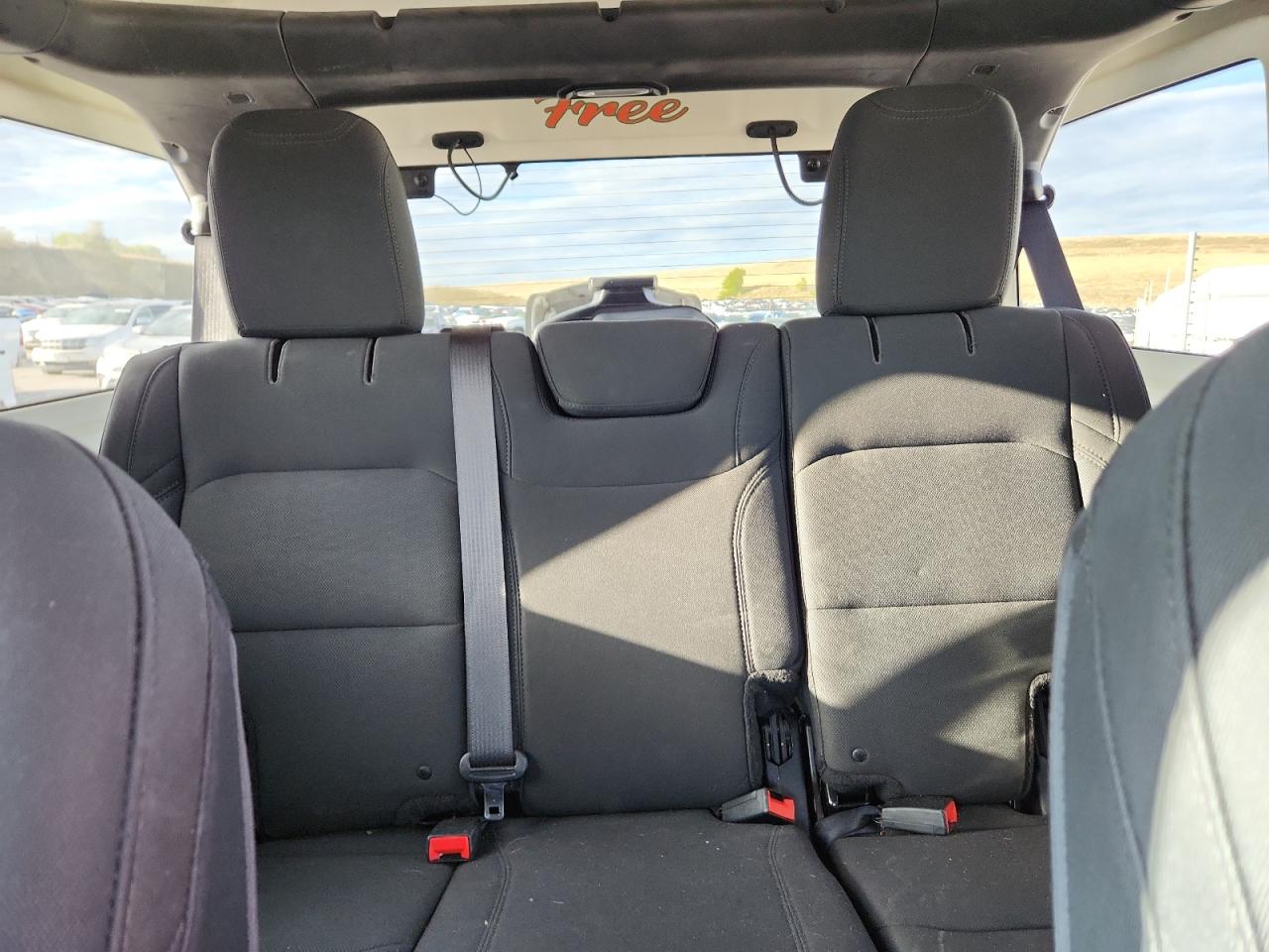 2018 Jeep Wrangler Unlimited Sport VIN: 1C4HJXDG3JW222918 Lot: 85653805