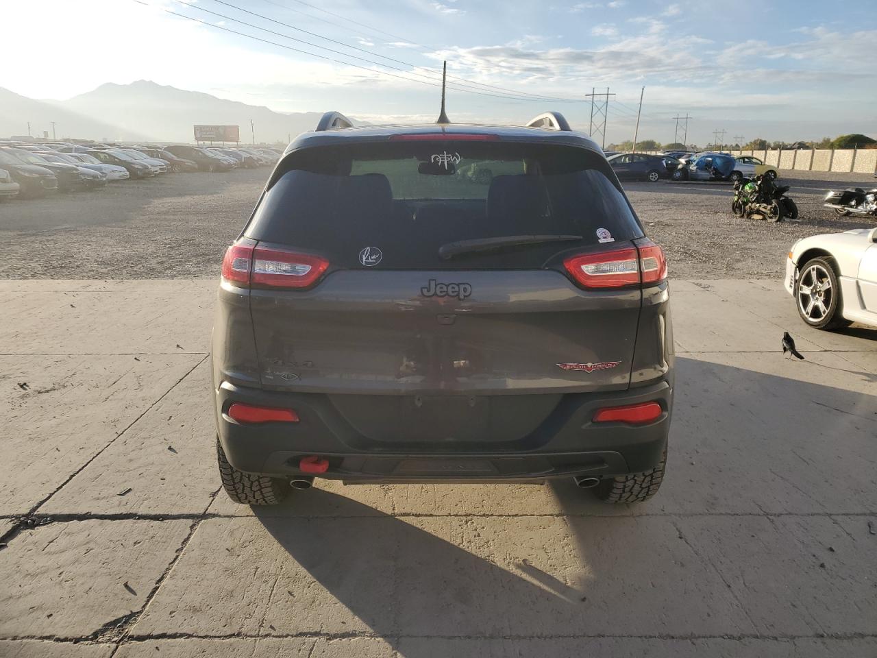 2016 Jeep Cherokee Trailhawk VIN: 1C4PJMBS4GW204308 Lot: 82521775