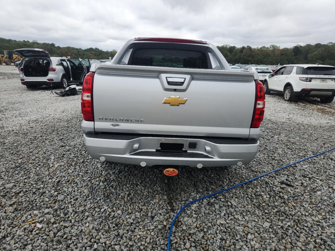 2013 Chevrolet Avalanche Lt VIN: 3GNMCFE02DG208586 Lot: 90501225