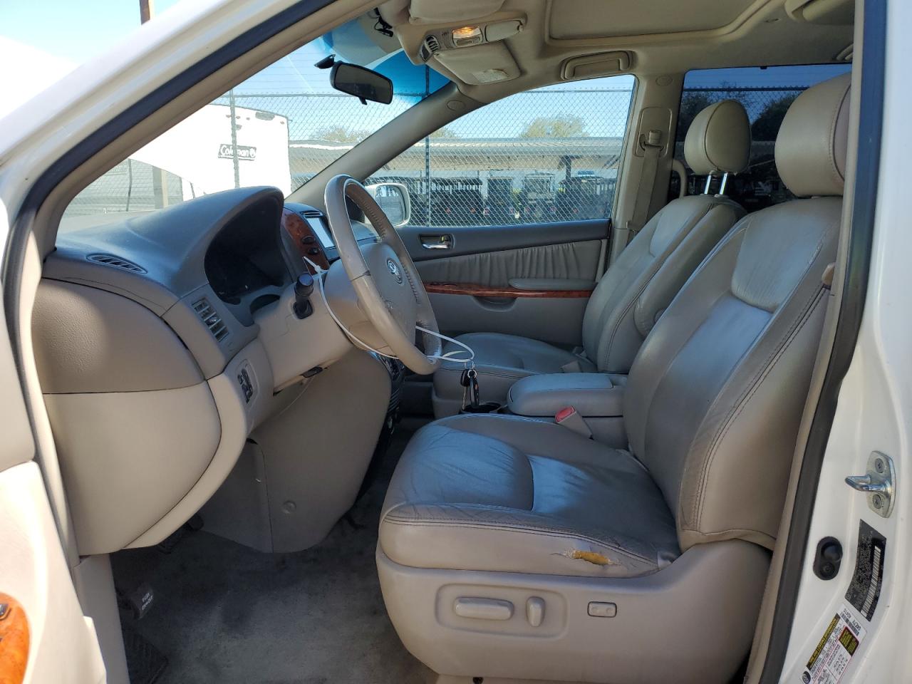 2008 Toyota Sienna Xle VIN: 5TDZK22C78S222922 Lot: 82272625