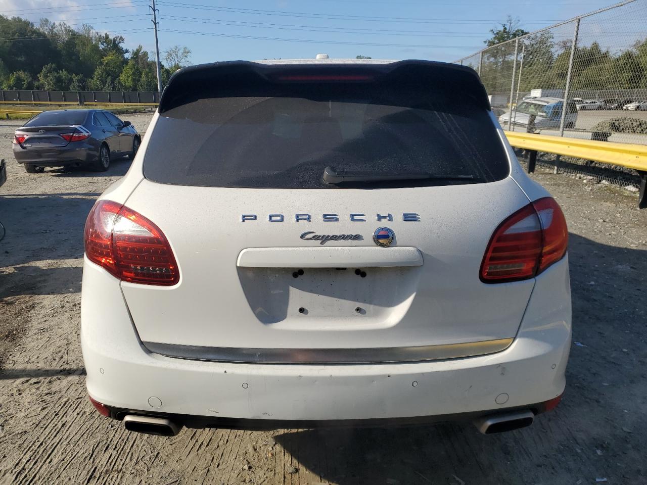 2014 Porsche Cayenne VIN: WP1AA2A27ELA93729 Lot: 84460435