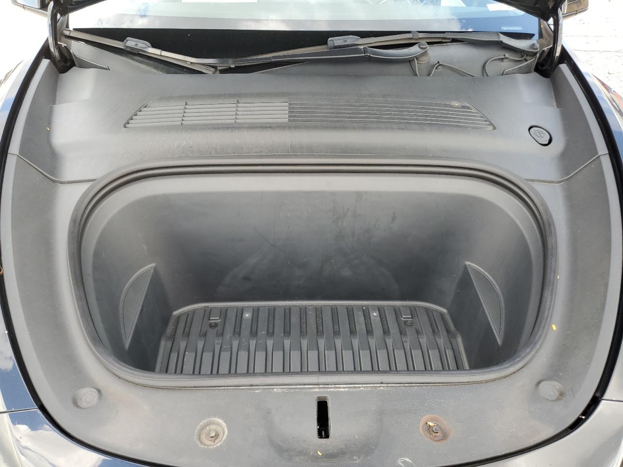 2021 Tesla Model Y VIN: 5YJYGDEF3MF099004 Lot: 84726605