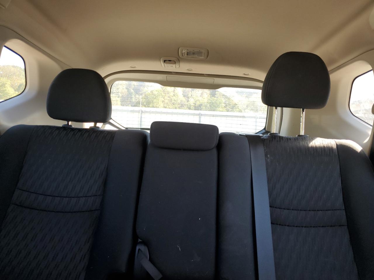 2019 Nissan Rogue S VIN: 5N1AT2MV7KC833613 Lot: 84426865