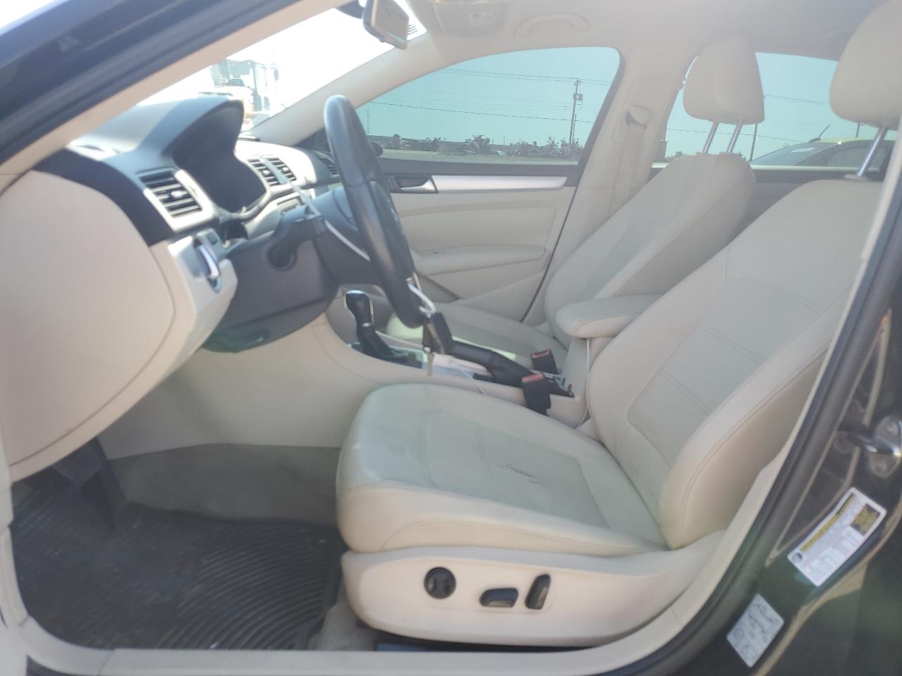 2012 Volkswagen Passat Se VIN: 1VWBN7A35CC090256 Lot: 81939625