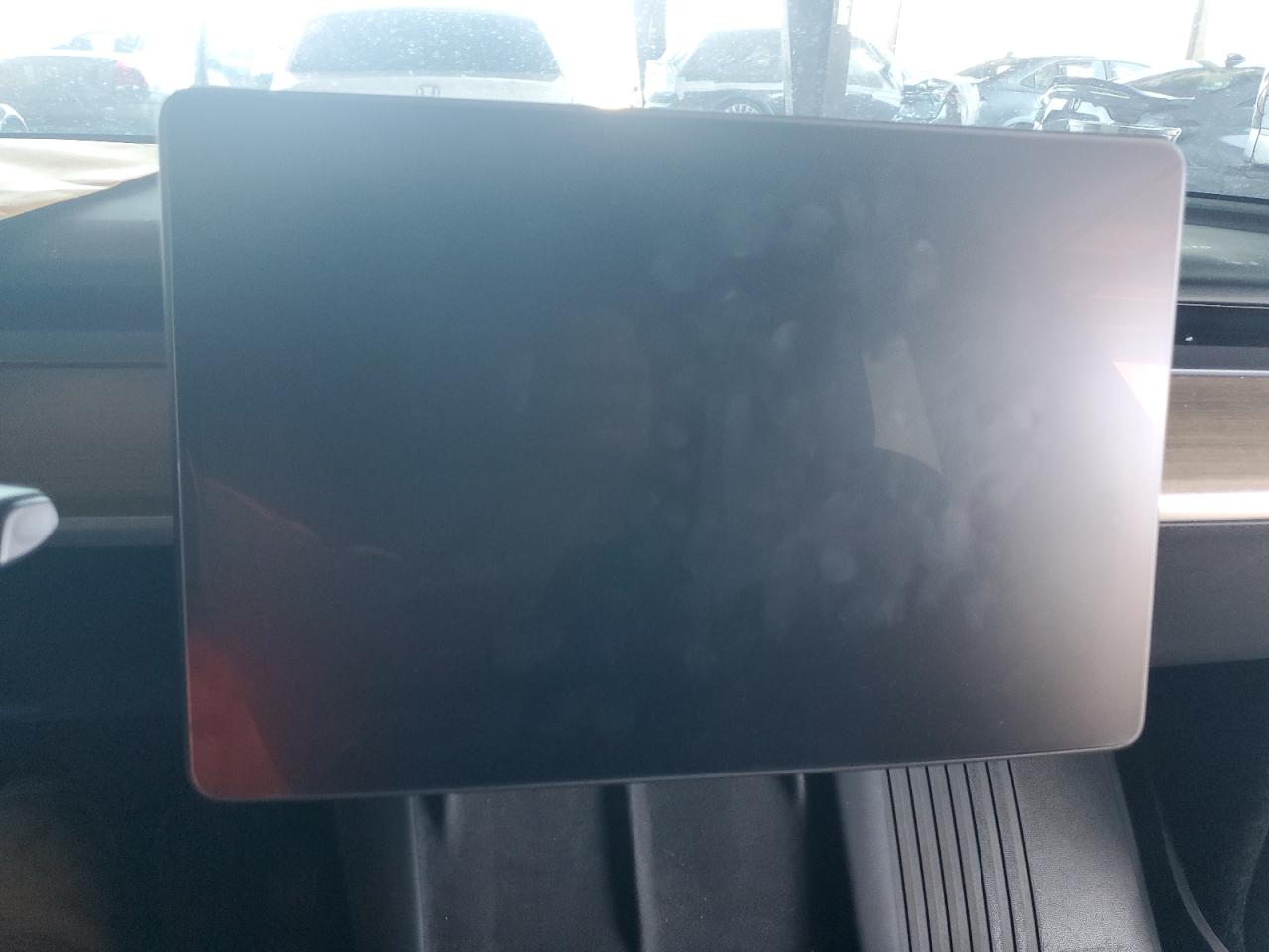 2022 Tesla Model Y VIN: 7SAYGDEE5NF519485 Lot: 82727775