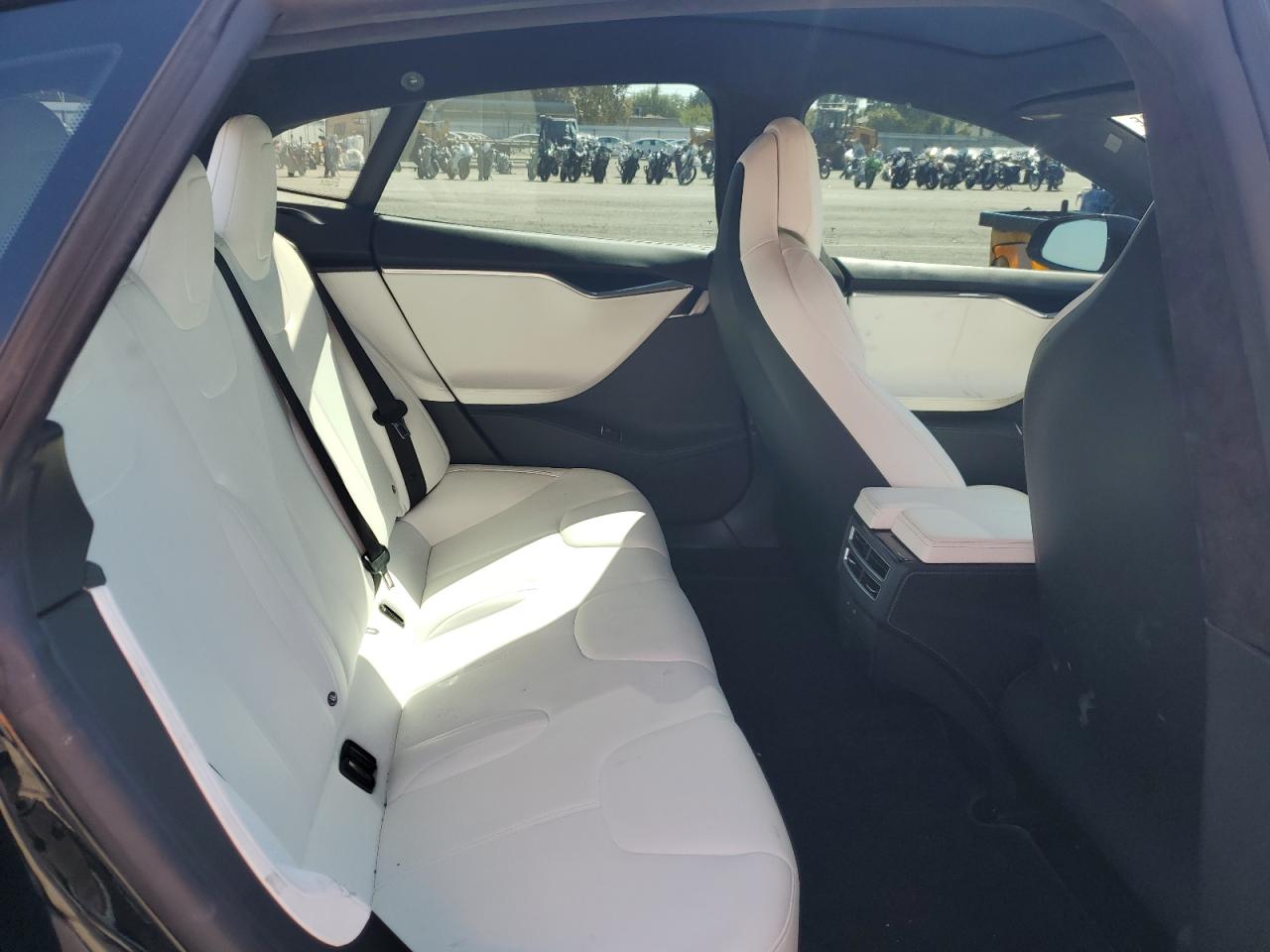 2017 Tesla Model S VIN: 5YJSA1E10HF201486 Lot: 82336825