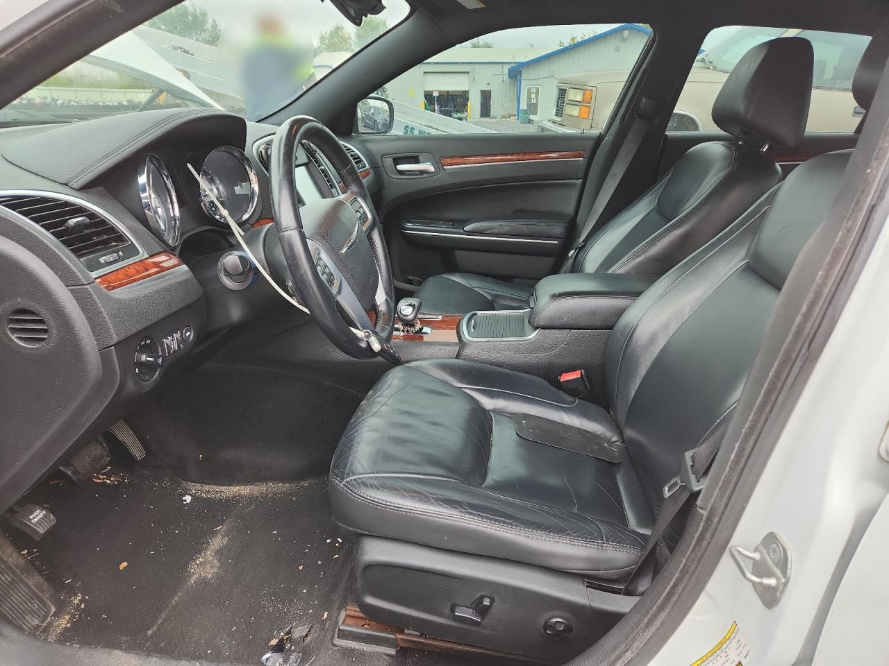 2013 Chrysler 300 VIN: 2C3CCARG1DH585767 Lot: 82289845