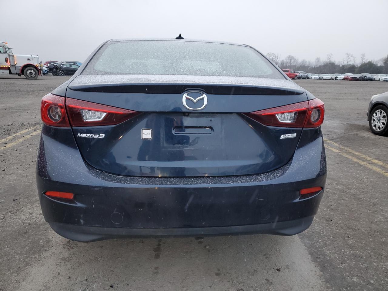 2018 Mazda 3 Touring VIN: 3MZBN1V38JM199832 Lot: 87043825