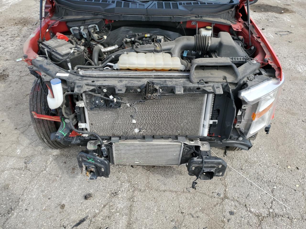 2022 Ford F150 Super Cab VIN: 1FTEX1CP2NKF30403 Lot: 84354095