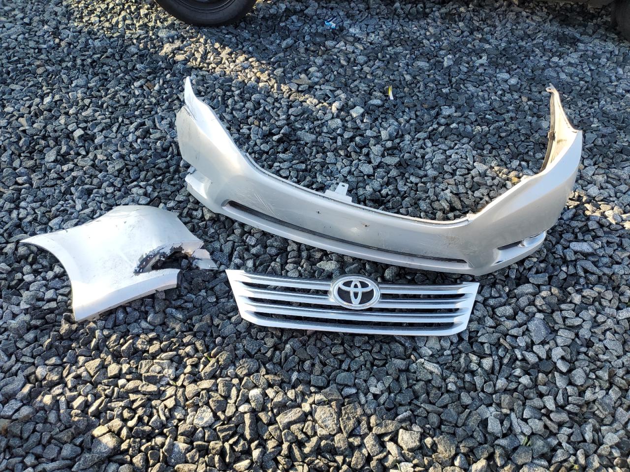 2011 Toyota Avalon Base VIN: 4T1BK3DB7BU438974 Lot: 82622855