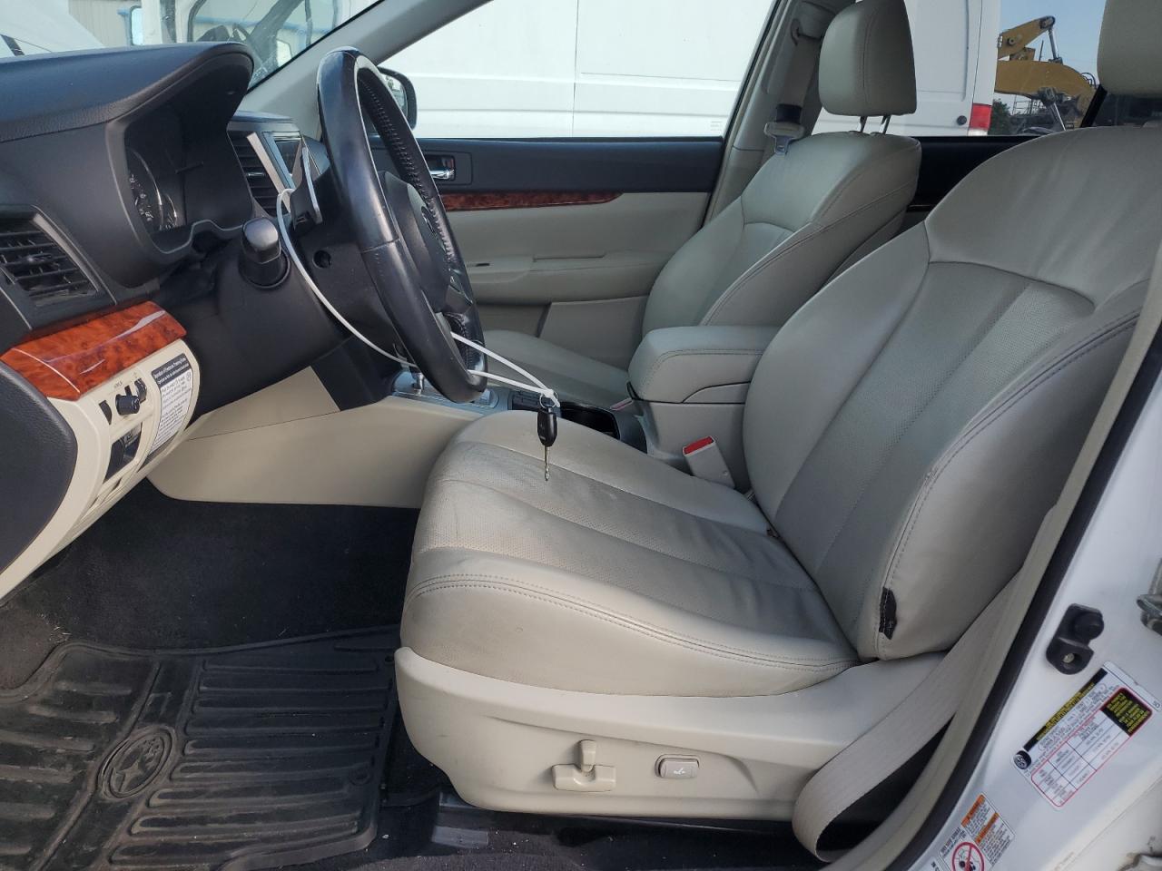 2011 Subaru Outback 3.6R Limited VIN: 4S4BRDKC3B2376031 Lot: 85160065