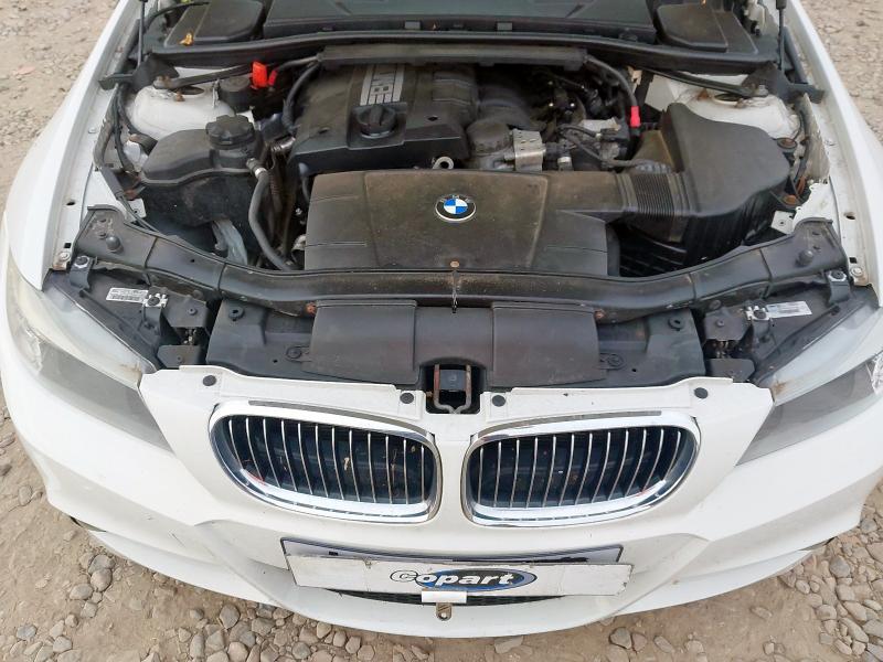 2011 BMW 318I SPORT PLUS EDITION 