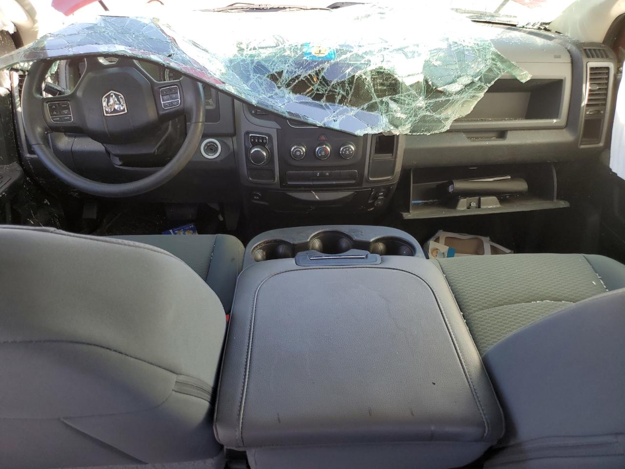 2018 Ram 1500 St VIN: 1C6RR6FGXJS275585 Lot: 86880295