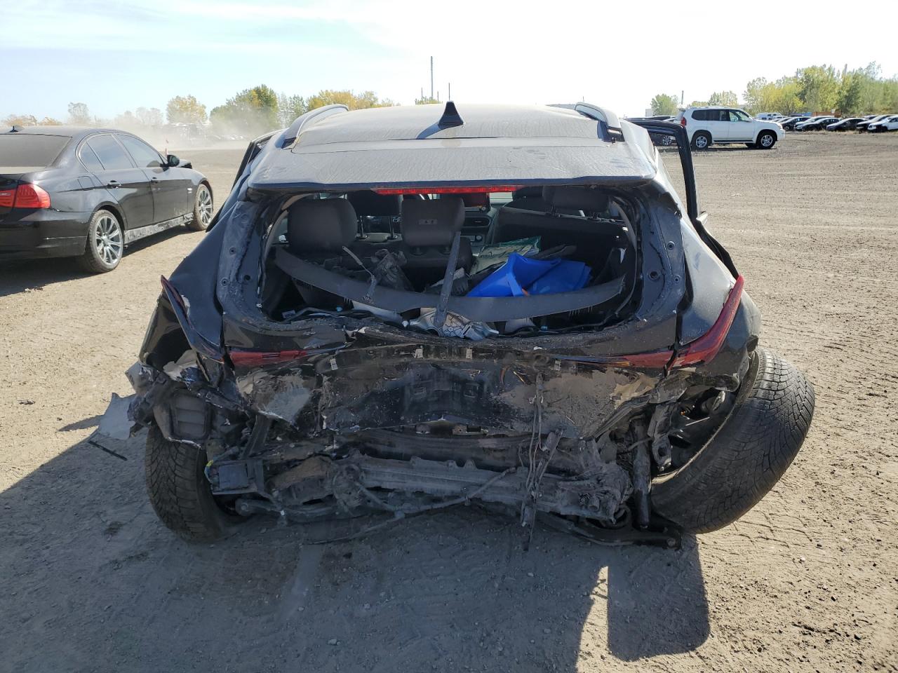 car-image car-image
