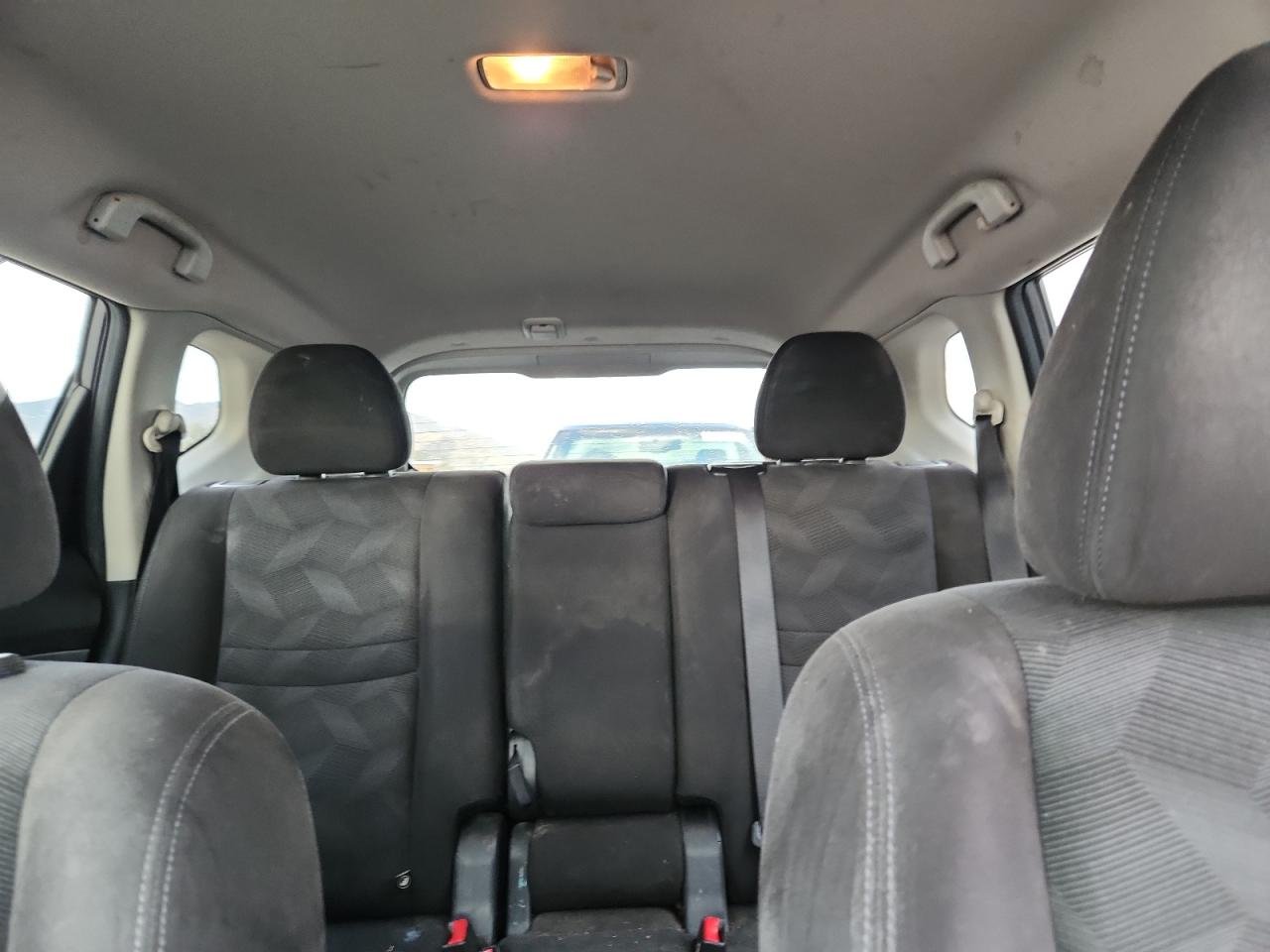 2015 Nissan Rogue S VIN: KNMAT2MV8FP539737 Lot: 85330955