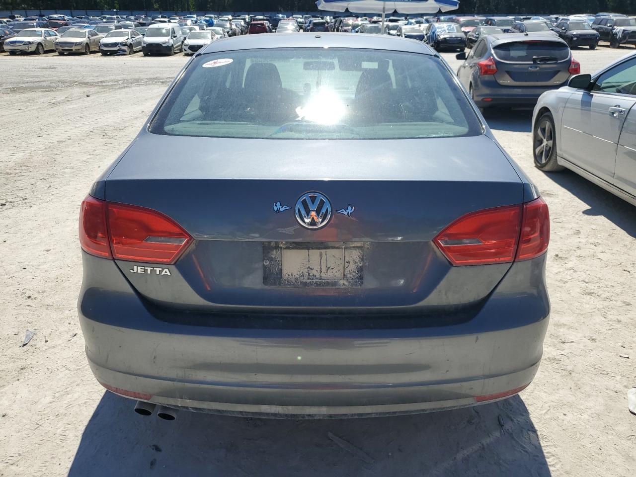 2013 Volkswagen Jetta Base VIN: 3VW2K7AJ5DM401577 Lot: 82443985