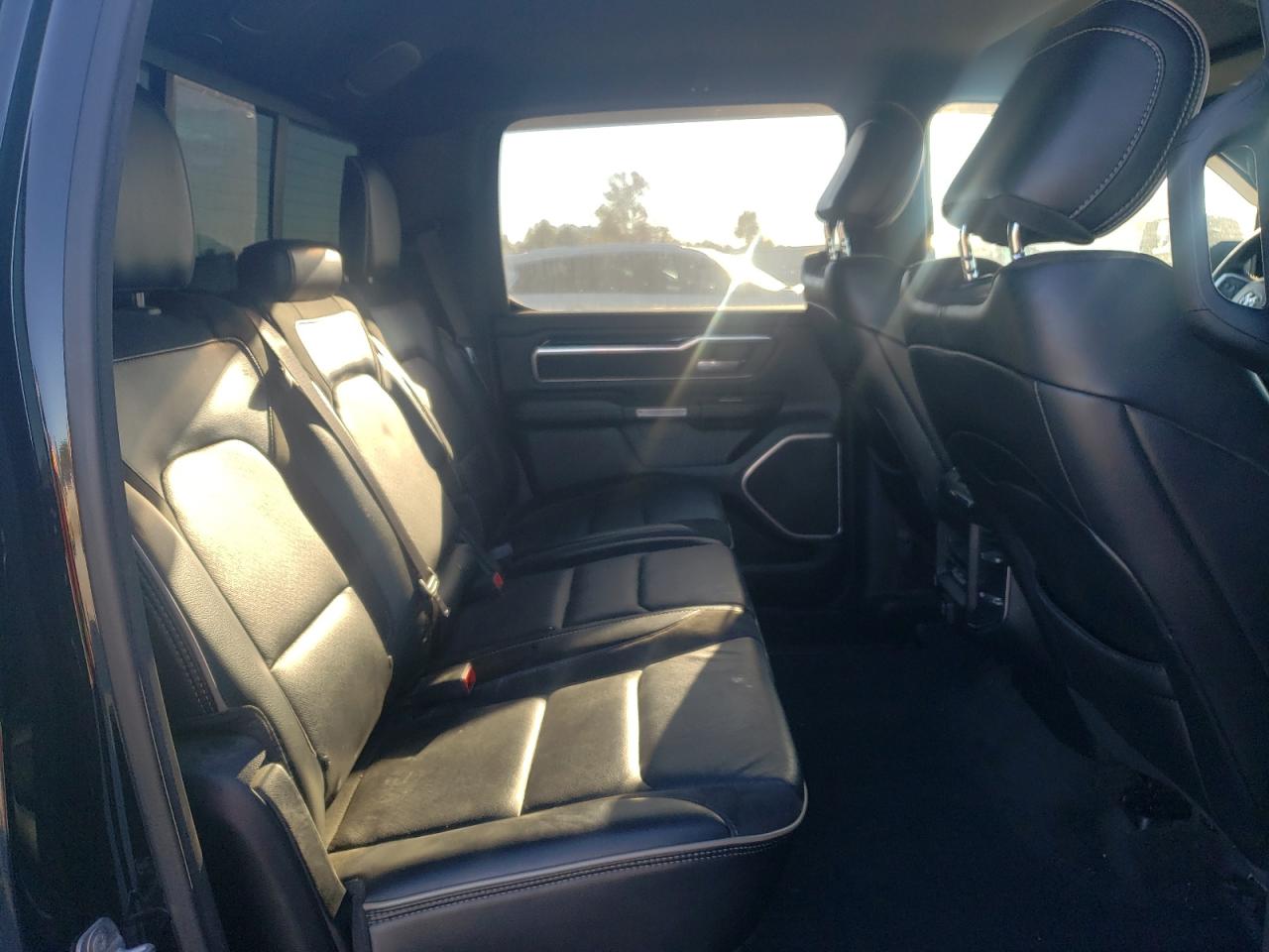 2020 Ram 1500 Laramie VIN: 1C6SRFJT3LN111389 Lot: 89712935