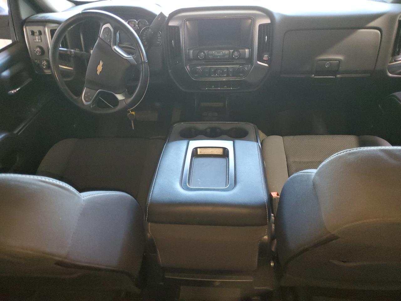 2018 Chevrolet Silverado K1500 Lt VIN: 3GCUKREC0JG105685 Lot: 84740045