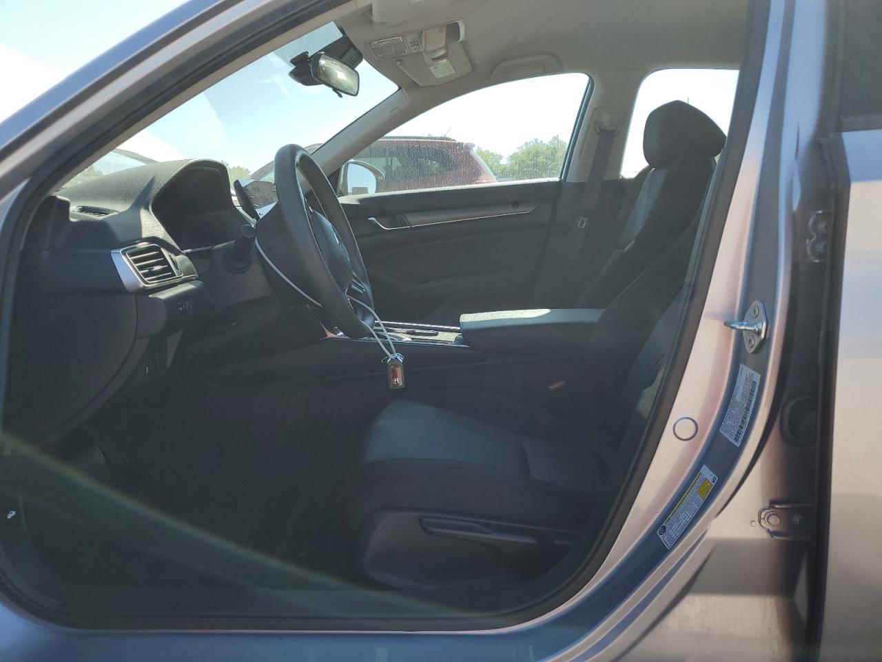 2021 Honda Accord Lx VIN: 1HGCV1F1XMA080932 Lot: 82231325