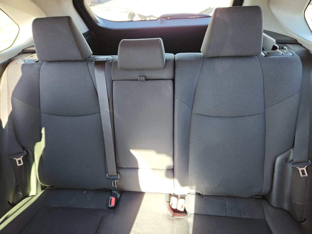 2019 Toyota Rav4 Le VIN: JTMF1RFV2KD045760 Lot: 85395615