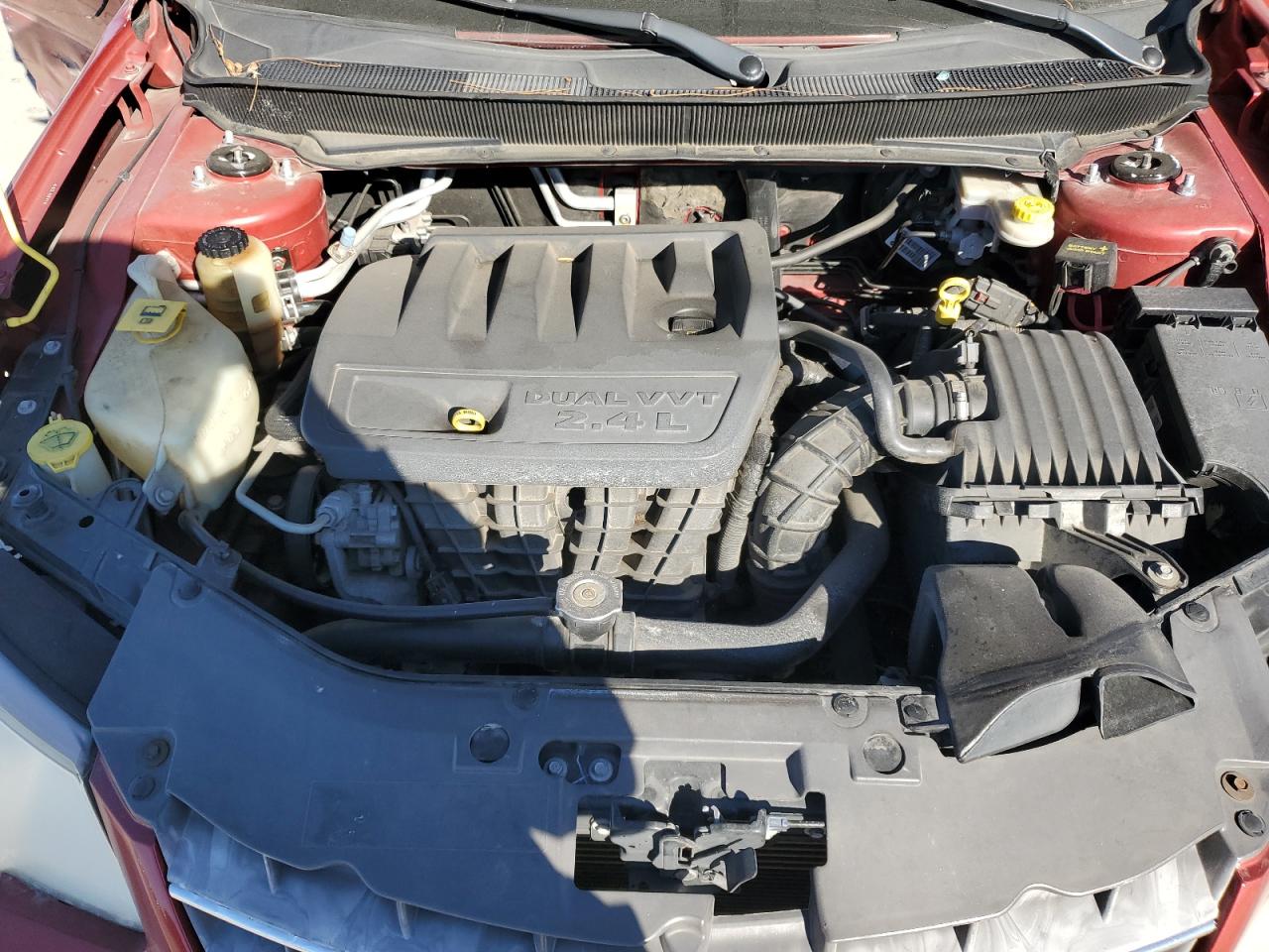 2010 Chrysler Sebring Limited VIN: 1C3CC5FB8AN231005 Lot: 90610325