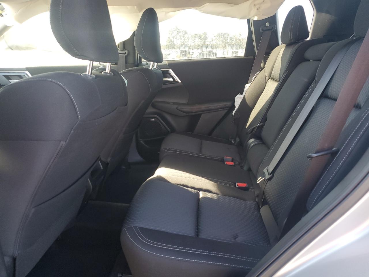 2025 Mitsubishi Outlander Es VIN: JA4J4UA8XSZ032810 Lot: 86666005