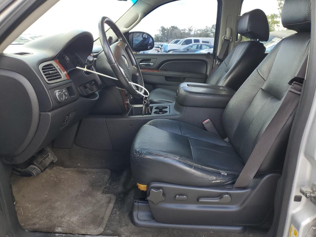 2013 Chevrolet Avalanche Ls VIN: 3GNMCEE04DG265527 Lot: 82557975