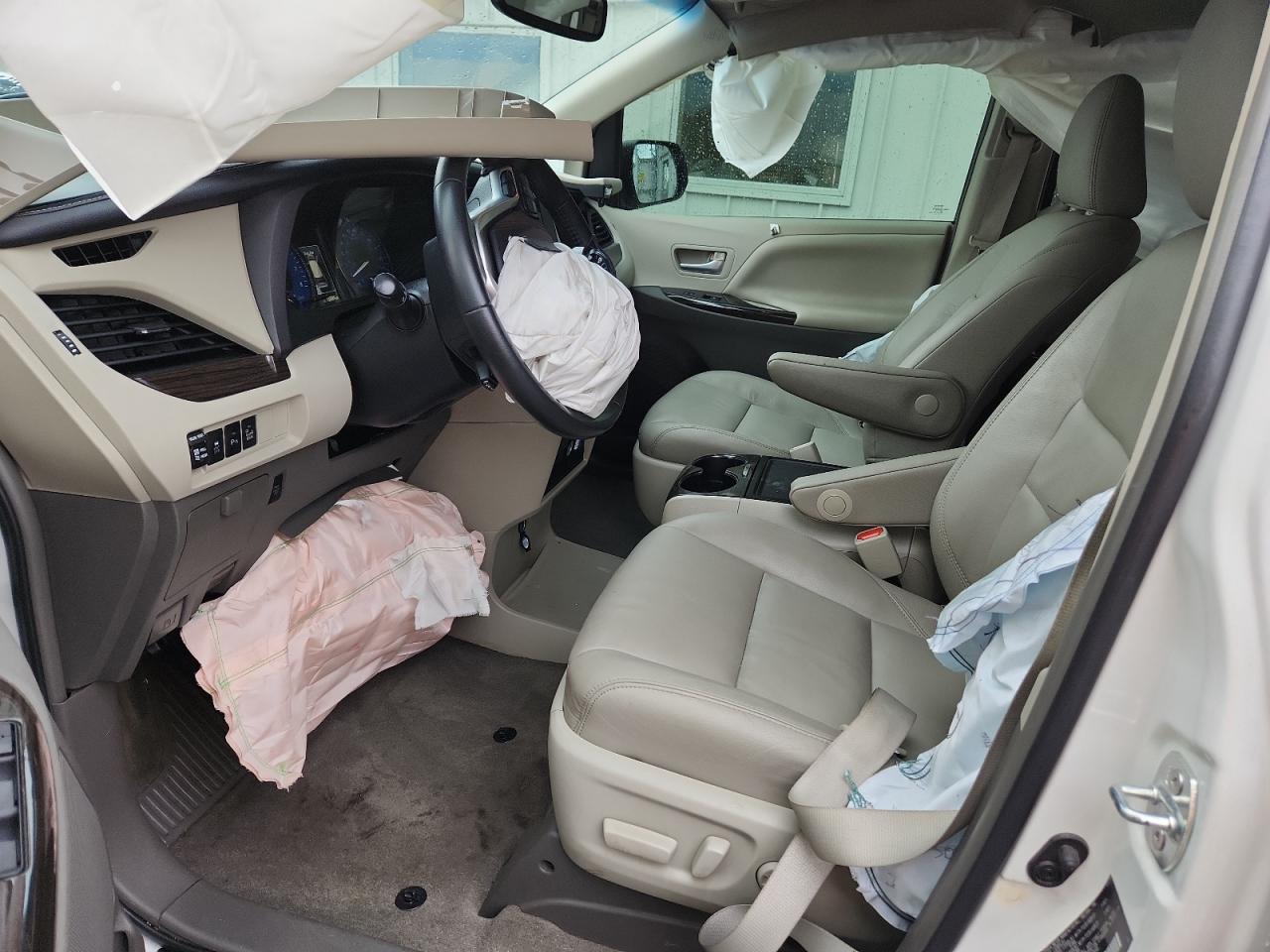 2015 Toyota Sienna Xle VIN: 5TDYK3DC3FS634959 Lot: 85589835