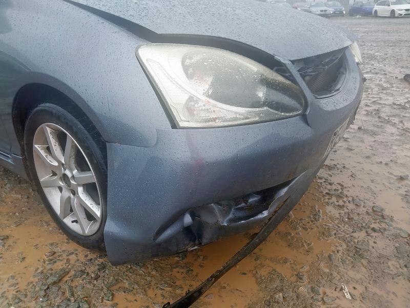 2004 HONDA CIVIC SE 