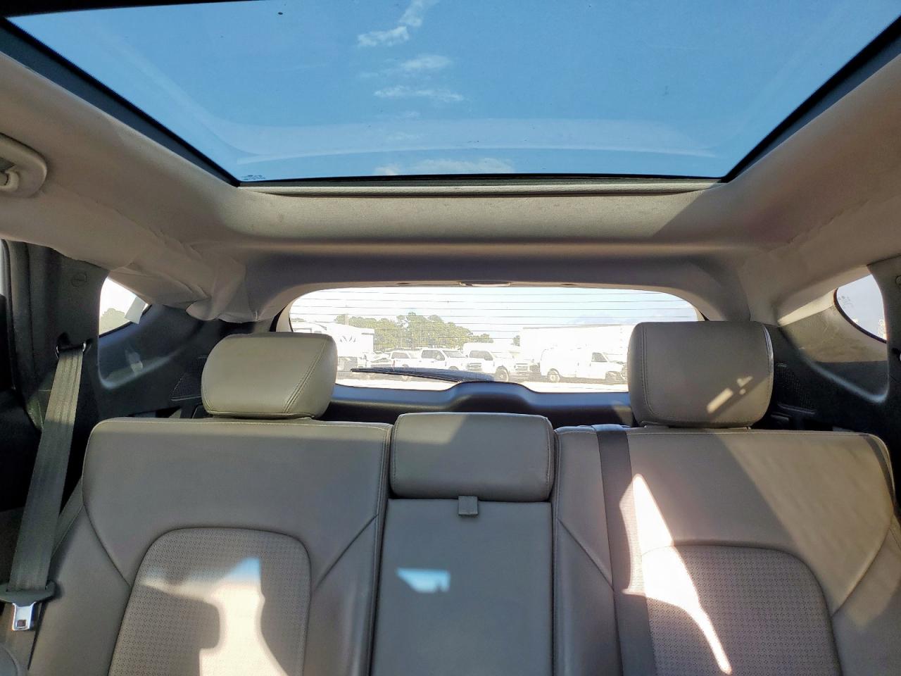 2015 Hyundai Santa Fe Sport VIN: 5XYZU3LB5FG239167 Lot: 85704685