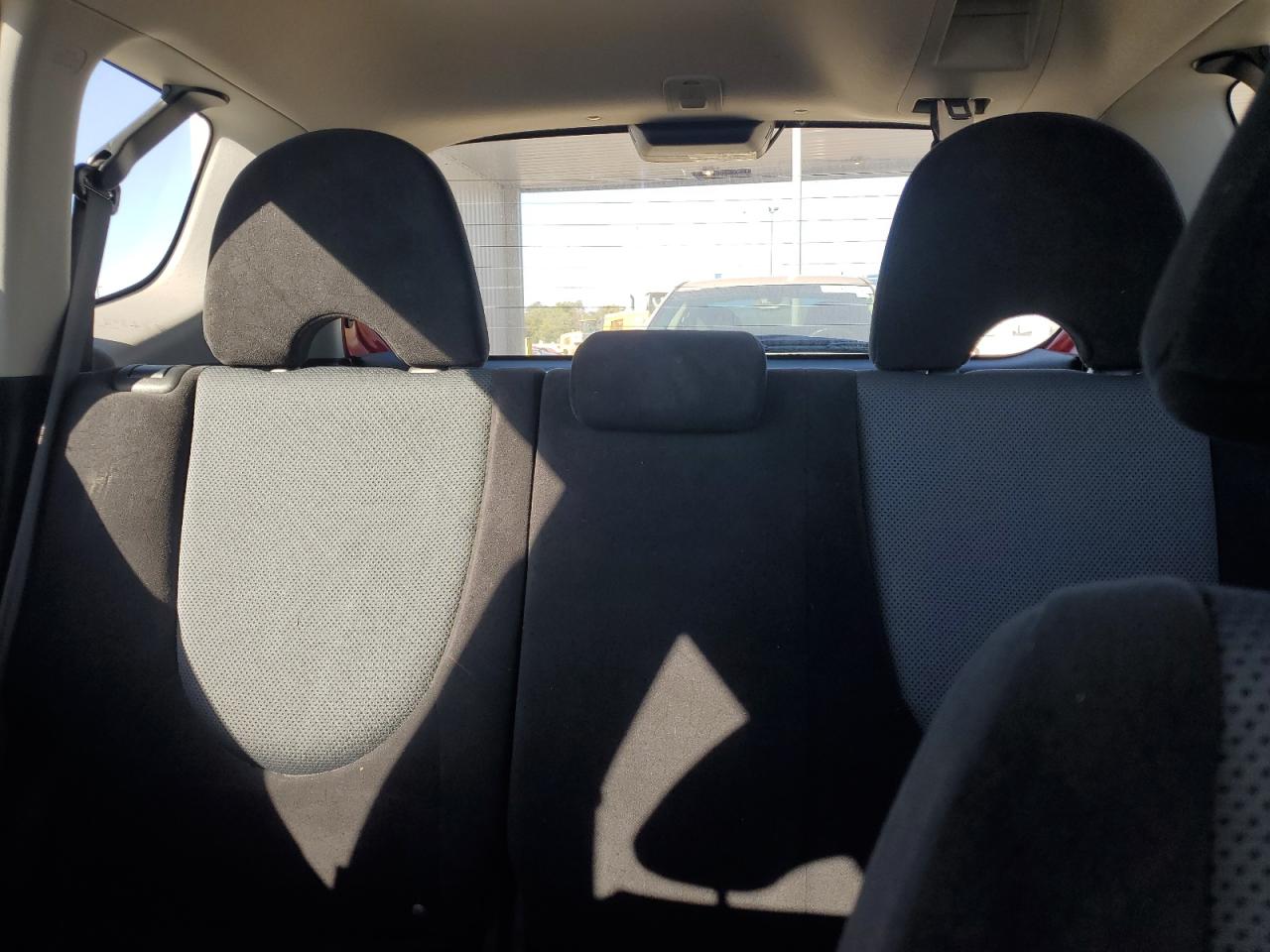 2007 Honda Fit S VIN: JHMGD38647S005390 Lot: 86087535