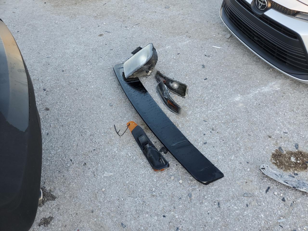 2009 Ford Mustang VIN: 1ZVHT80NX95101774 Lot: 85192005