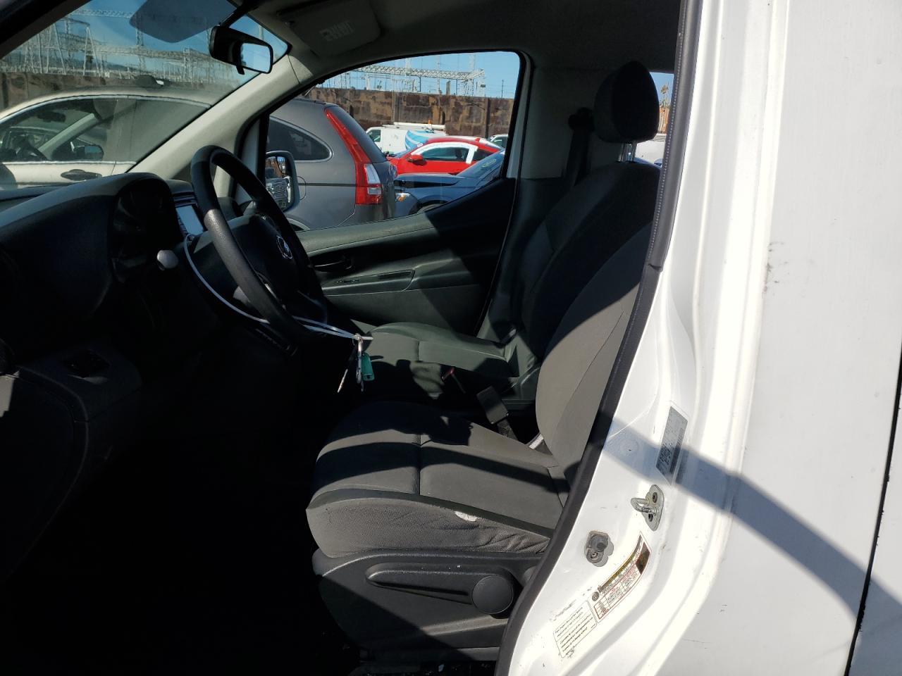 2015 Nissan Nv200 2.5S VIN: 3N6CM0KN6FK727796 Lot: 85170315