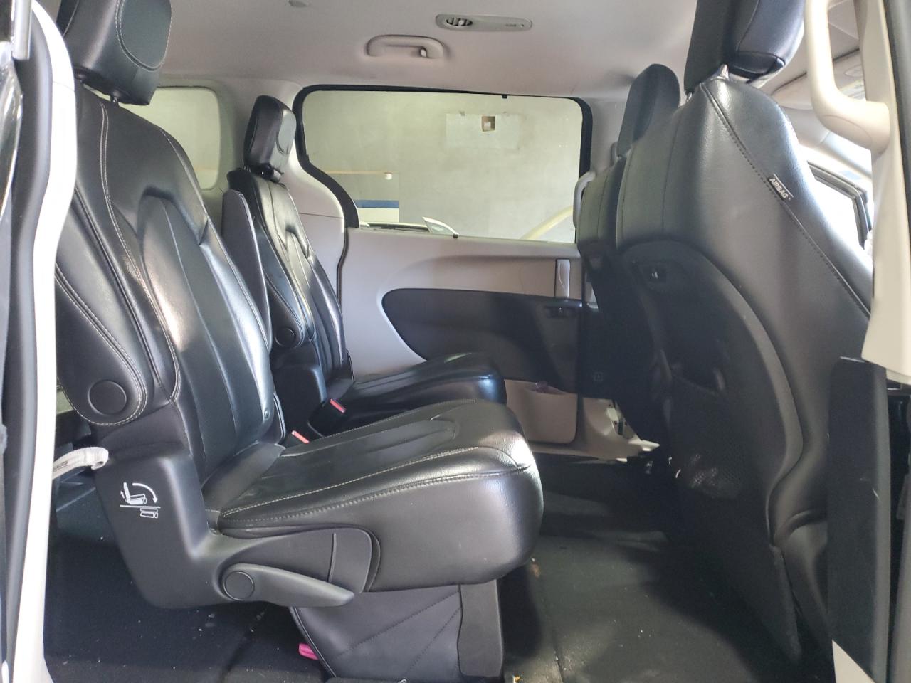 2022 Chrysler Pacifica Touring L VIN: 2C4RC1BG8NR177231 Lot: 82680765