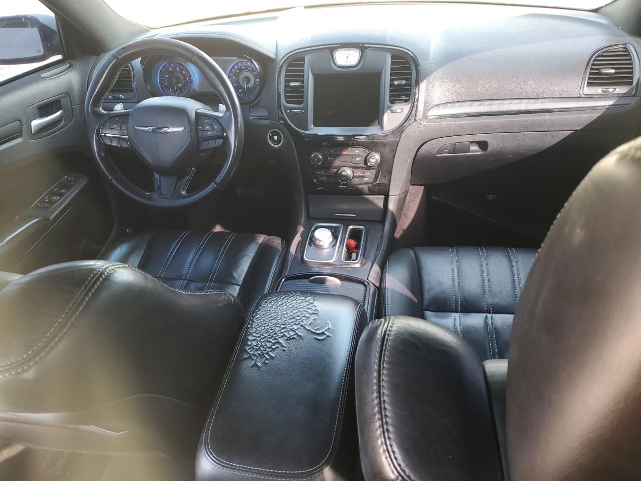 2015 Chrysler 300 S VIN: 2C3CCABT3FH736070 Lot: 82547255