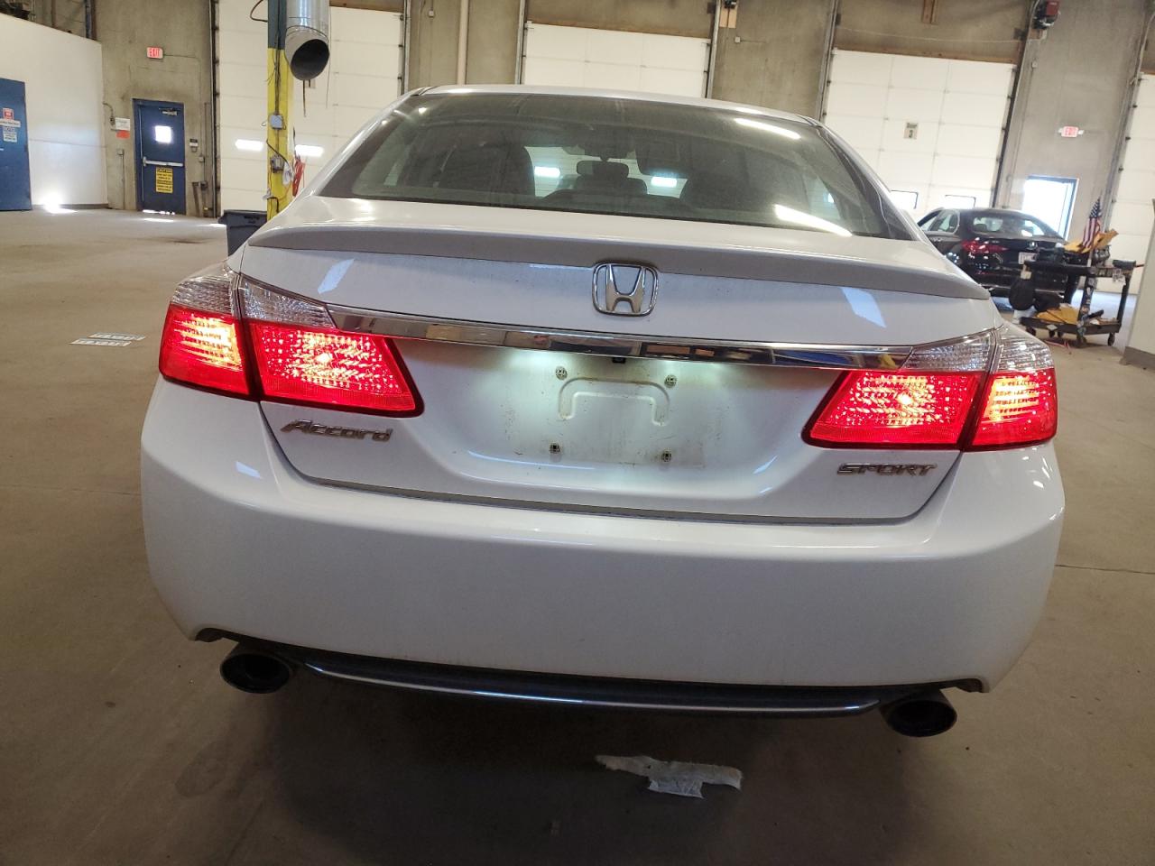 2014 Honda Accord Sport VIN: 1HGCR2F51EA026675 Lot: 72047325