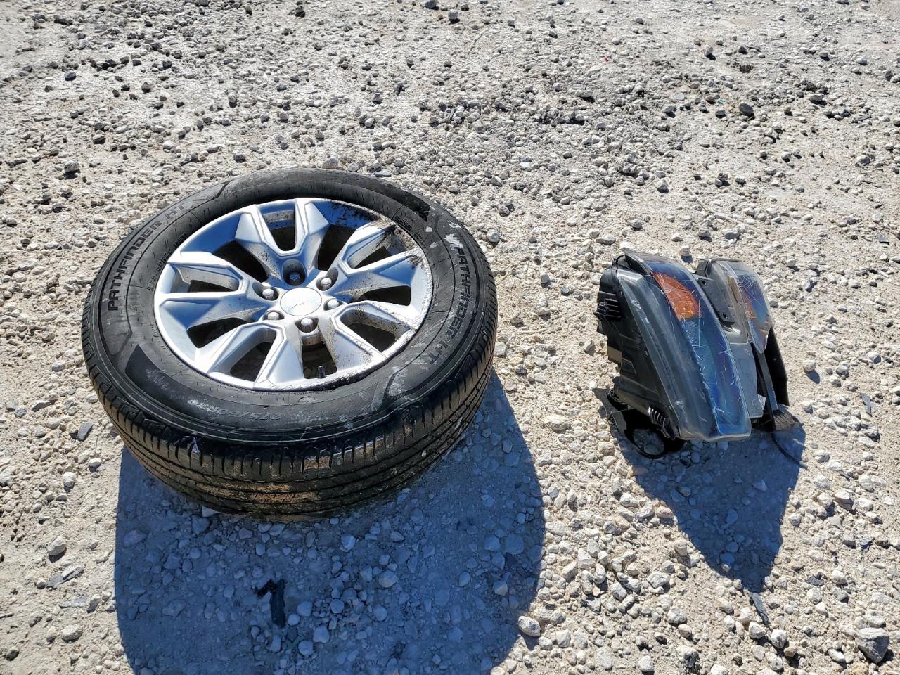 2022 Chevrolet Silverado Ltd C1500 Custom VIN: 1GCPWBEK2NZ108433 Lot: 90418605