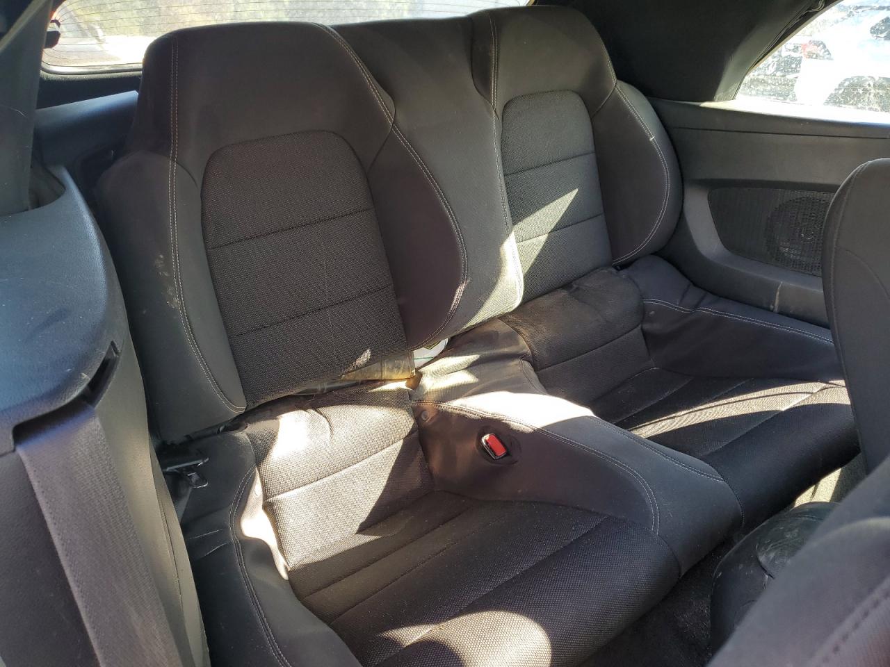 2015 Ford Mustang VIN: 1FATP8EM7F5352822 Lot: 81951075