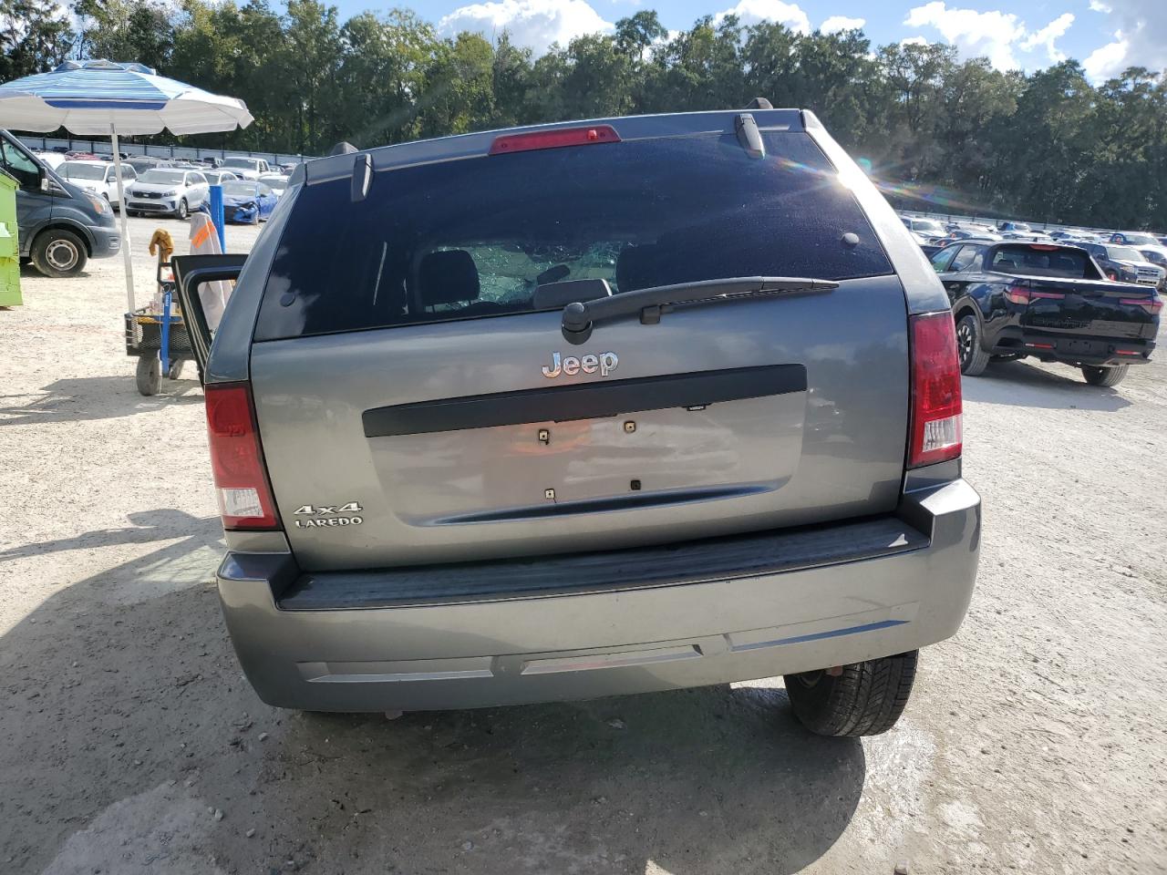 2007 Jeep Grand Cherokee Laredo VIN: 1J8GR48KX7C602147 Lot: 86531725