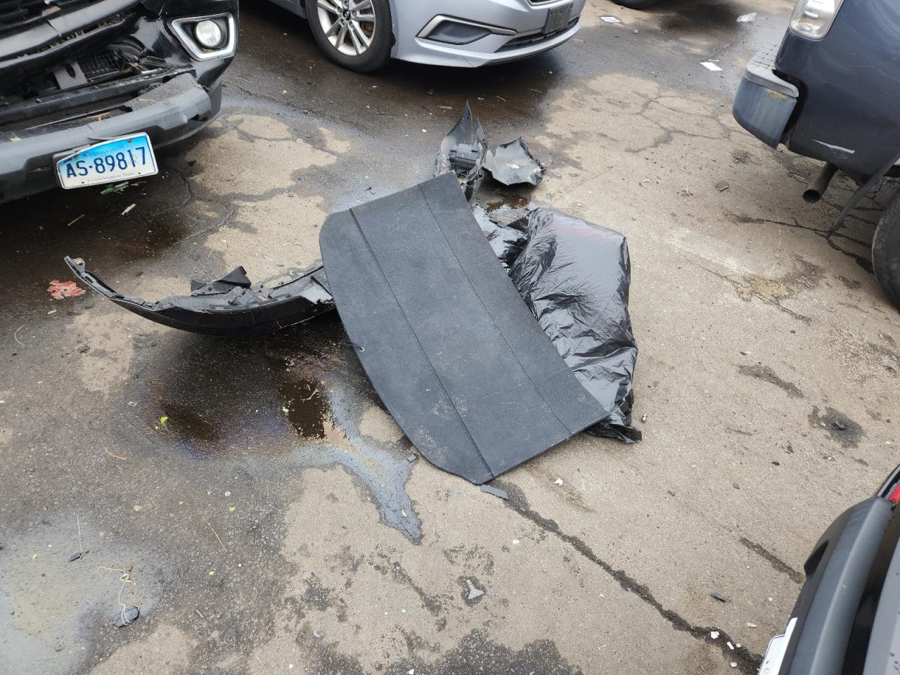 2010 Kia Soul + VIN: KNDJT2A22A7136839 Lot: 86473555