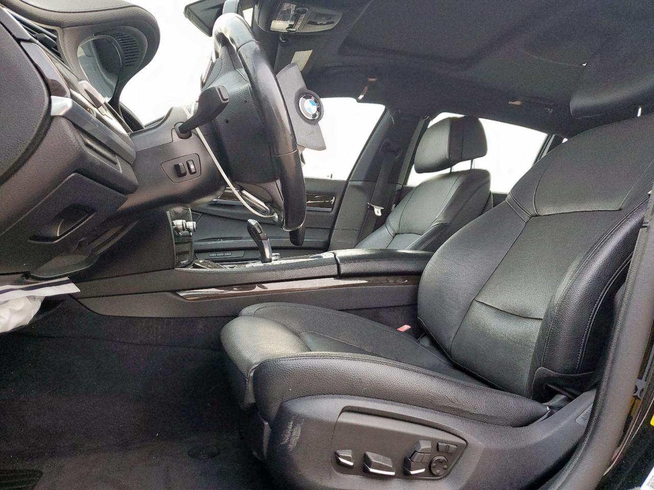 2014 BMW 740 I VIN: WBAYA6C5XED144517 Lot: 90255015