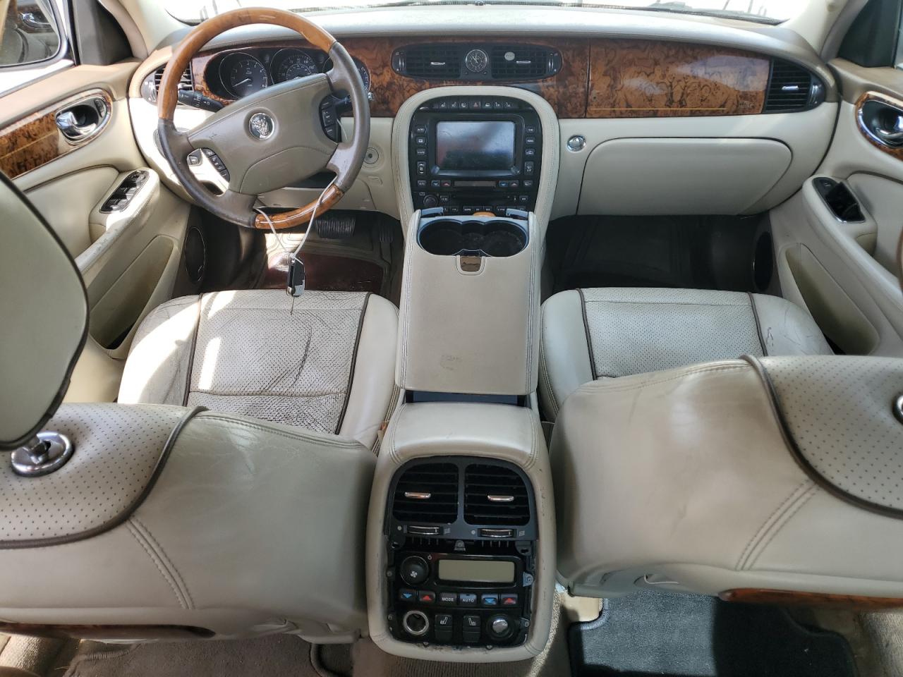 2008 Jaguar Xj Vanden Plas VIN: SAJWA82B18SH20934 Lot: 90242125