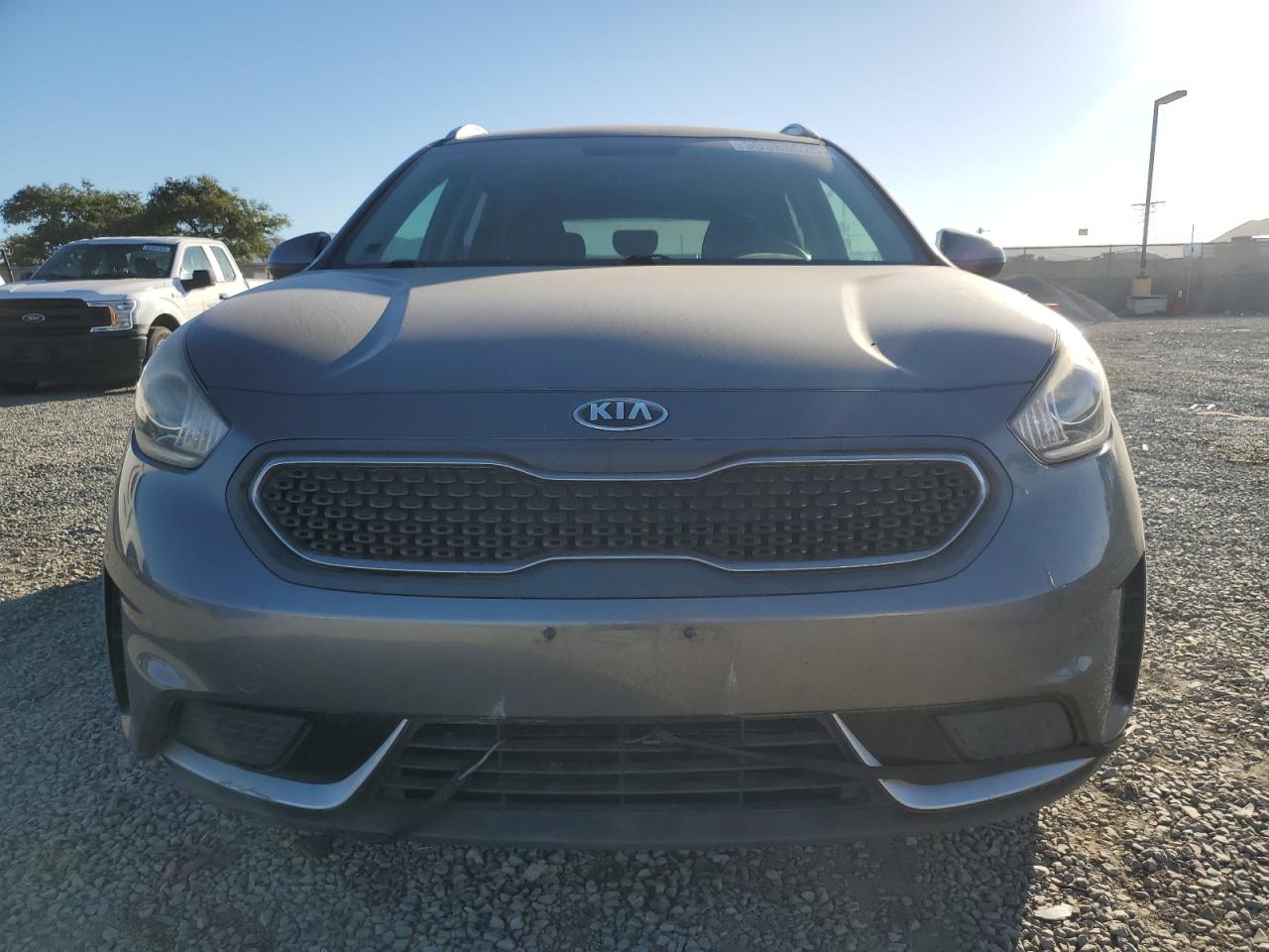 2018 Kia Niro Fe VIN: KNDCB3LC7J5132823 Lot: 90385525