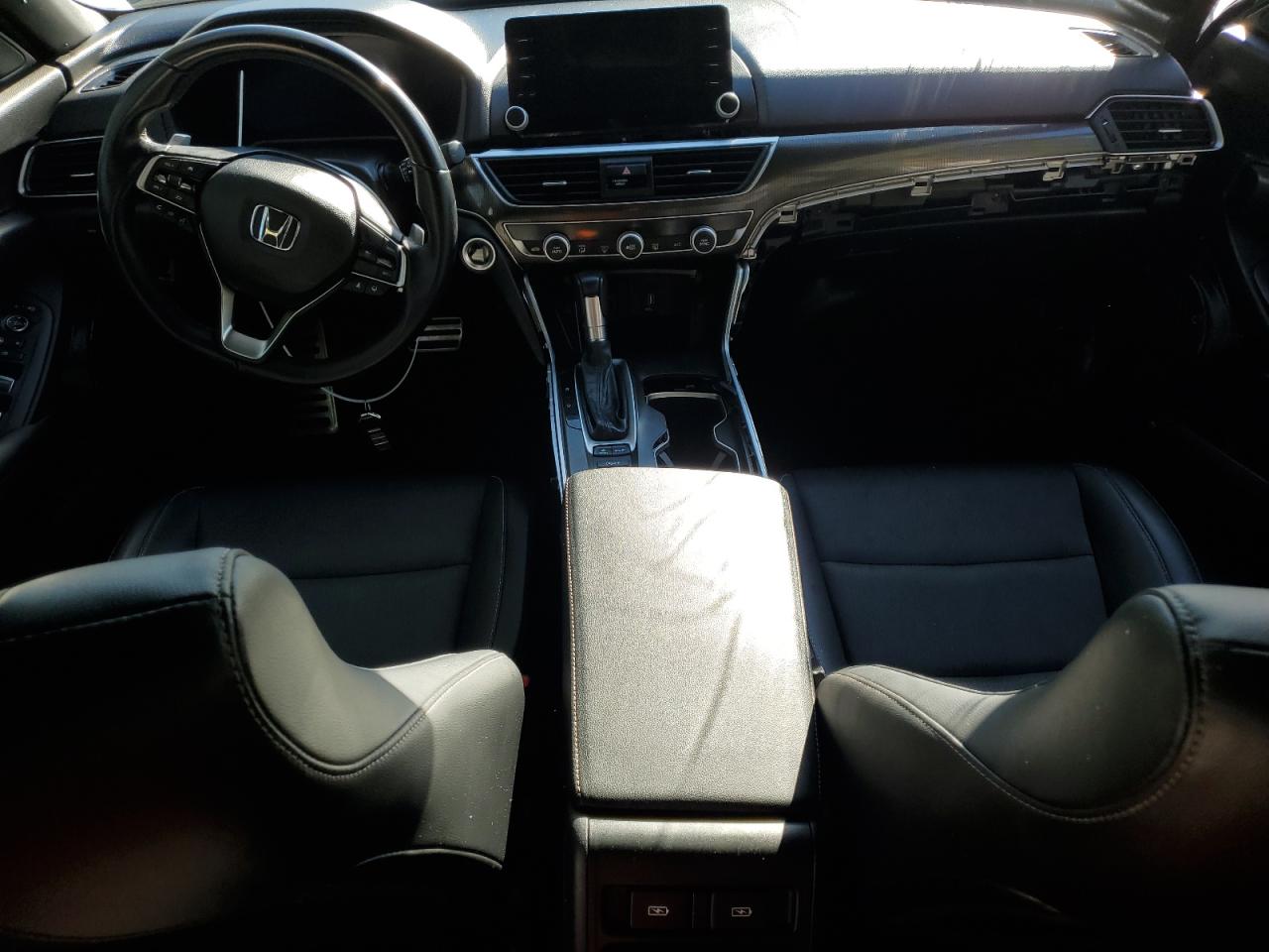 2022 Honda Accord Sport VIN: 1HGCV1F36NA093941 Lot: 82667945