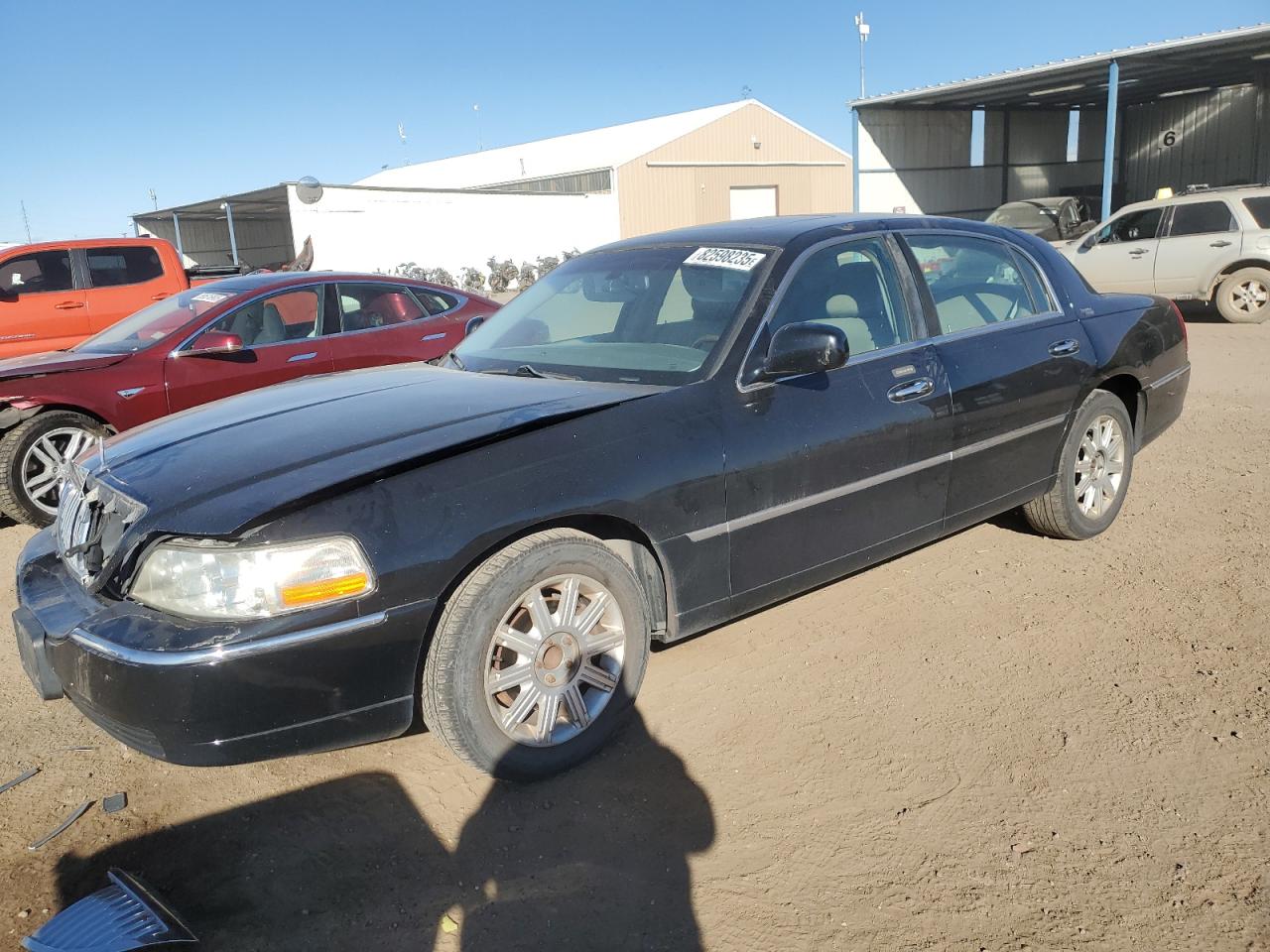 2006 Lincoln Town Car Signature Limited