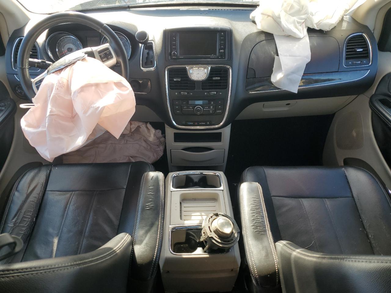 2015 Chrysler Town & Country Touring VIN: 2C4RC1BG9FR577347 Lot: 85853375